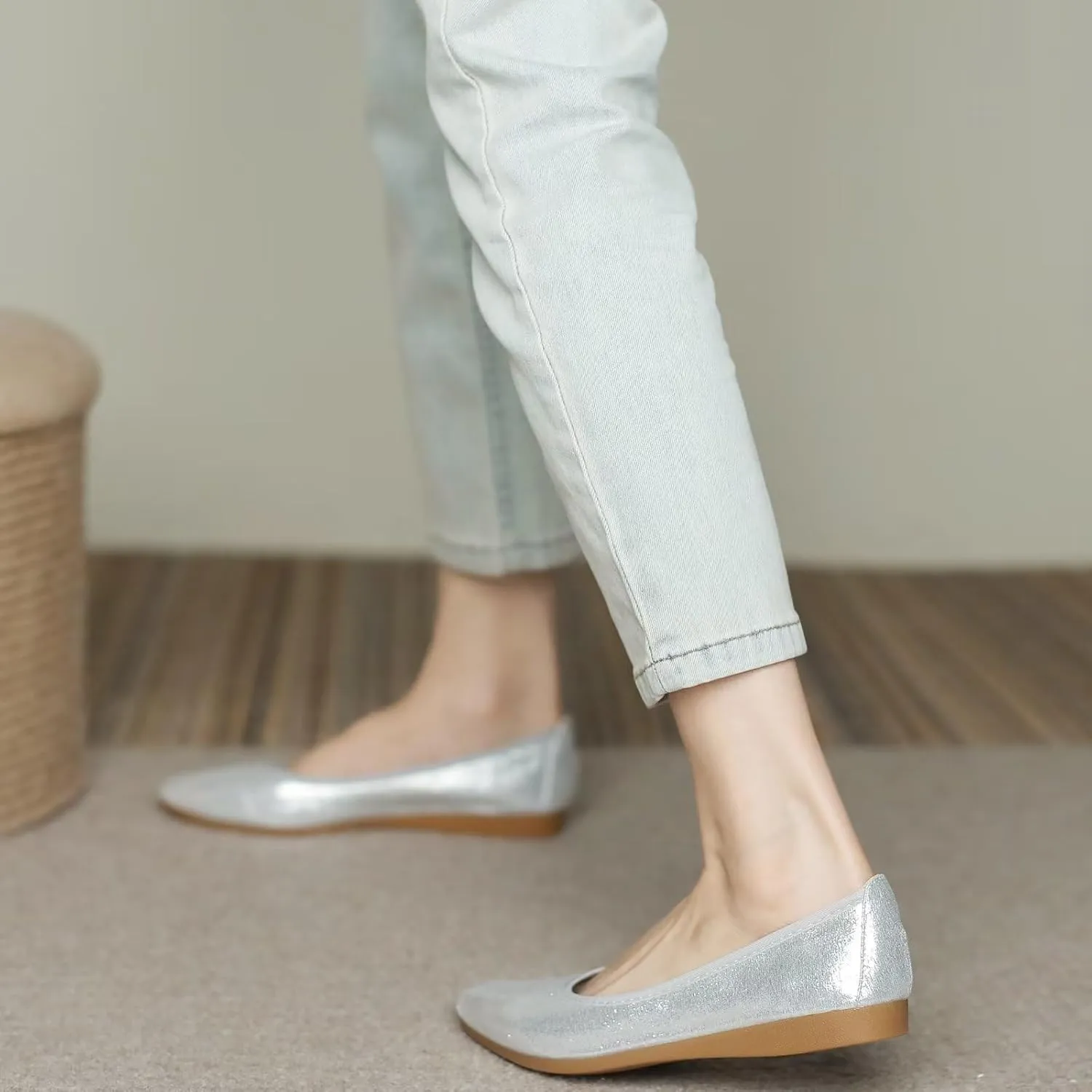 INEELUYI Soft Ballets Flats for Women Pointy Toe Comfortable Dress Ballerina Flats Shoes