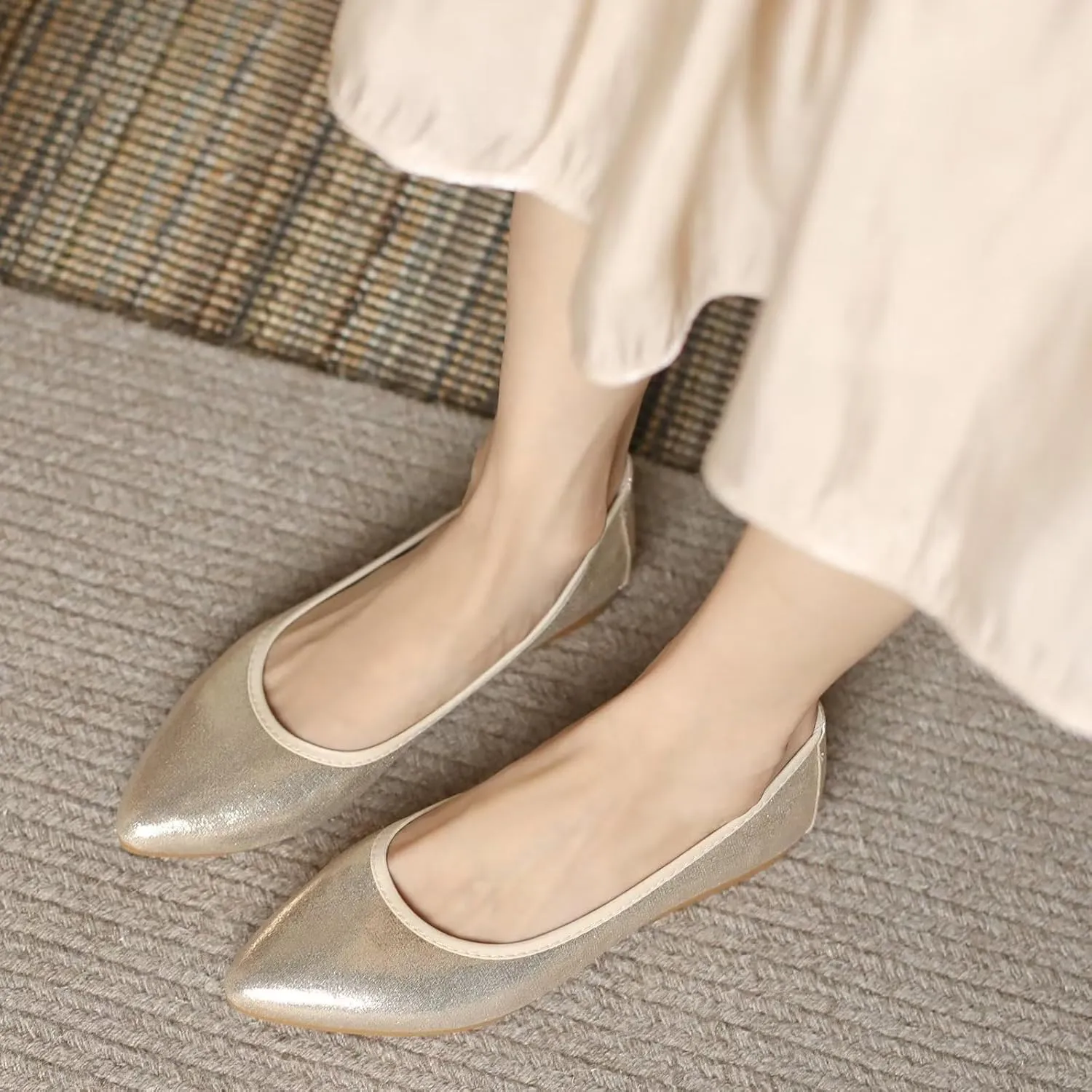 INEELUYI Soft Ballets Flats for Women Pointy Toe Comfortable Dress Ballerina Flats Shoes