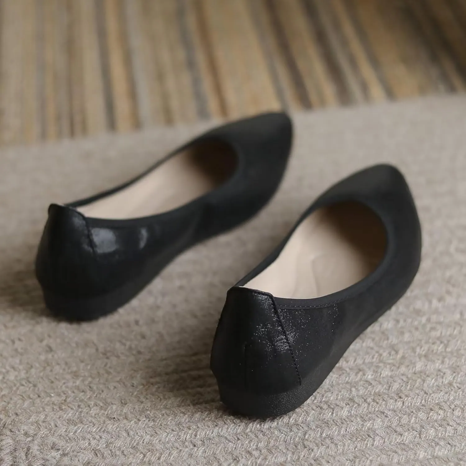 INEELUYI Soft Ballets Flats for Women Pointy Toe Comfortable Dress Ballerina Flats Shoes