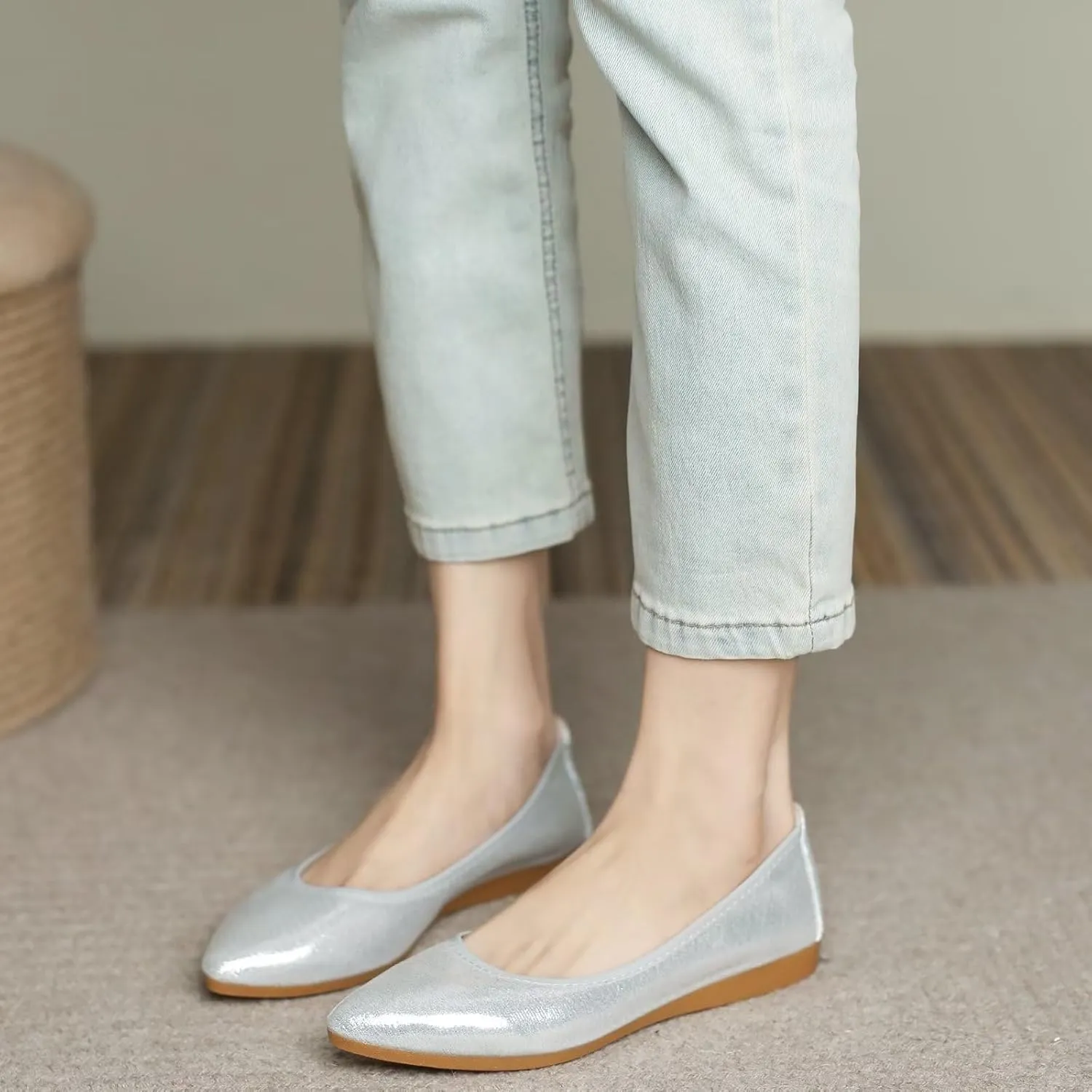 INEELUYI Soft Ballets Flats for Women Pointy Toe Comfortable Dress Ballerina Flats Shoes