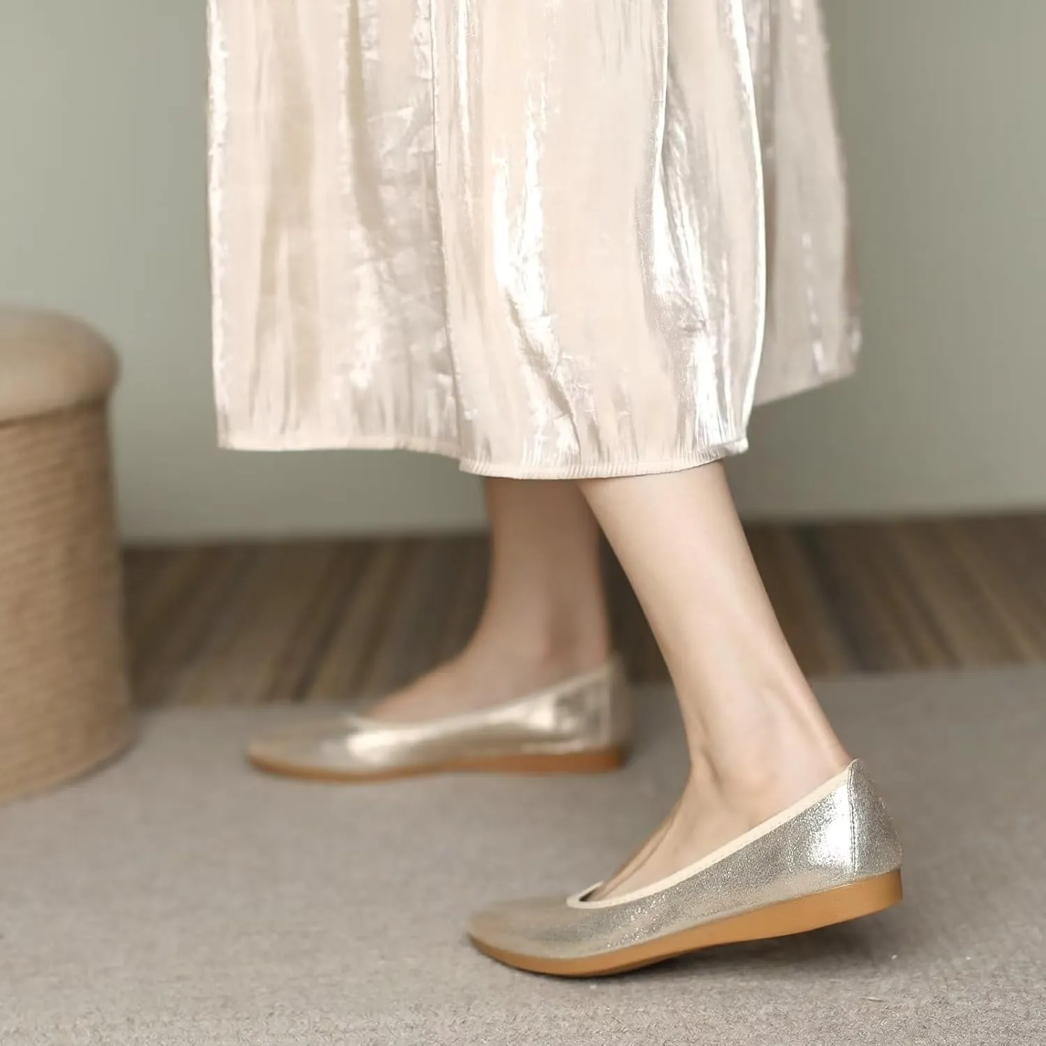 INEELUYI Soft Ballets Flats for Women Pointy Toe Comfortable Dress Ballerina Flats Shoes