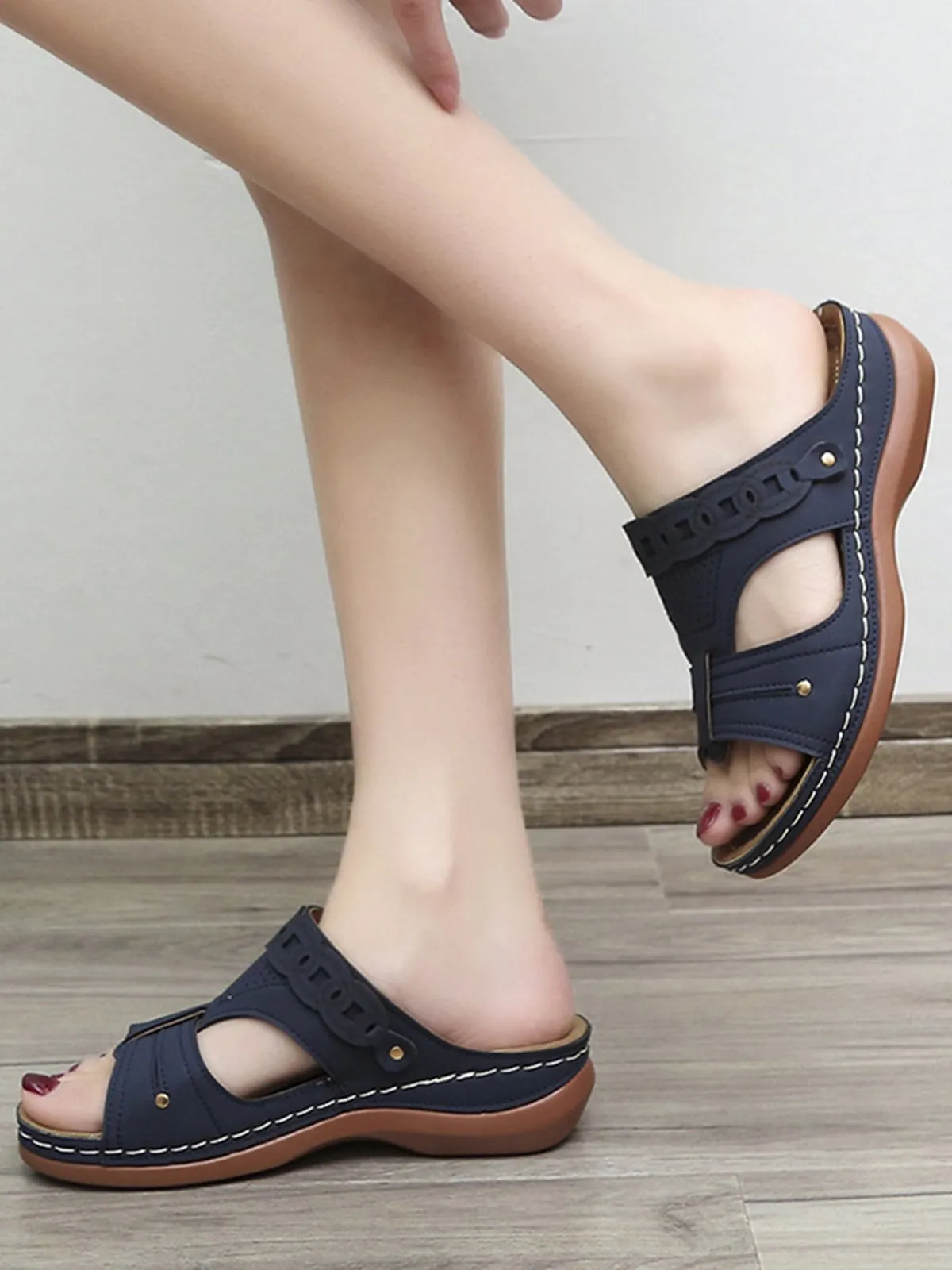 Retro Hollow Breathable Casual Sandals