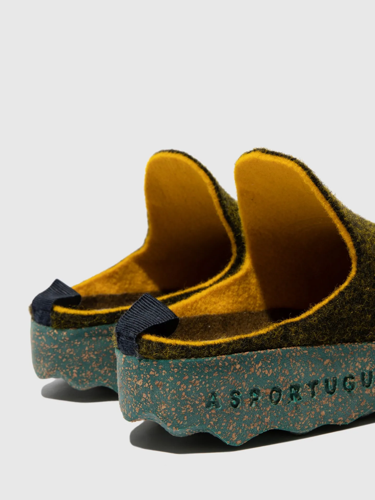 Round Toe Mules COME Forest