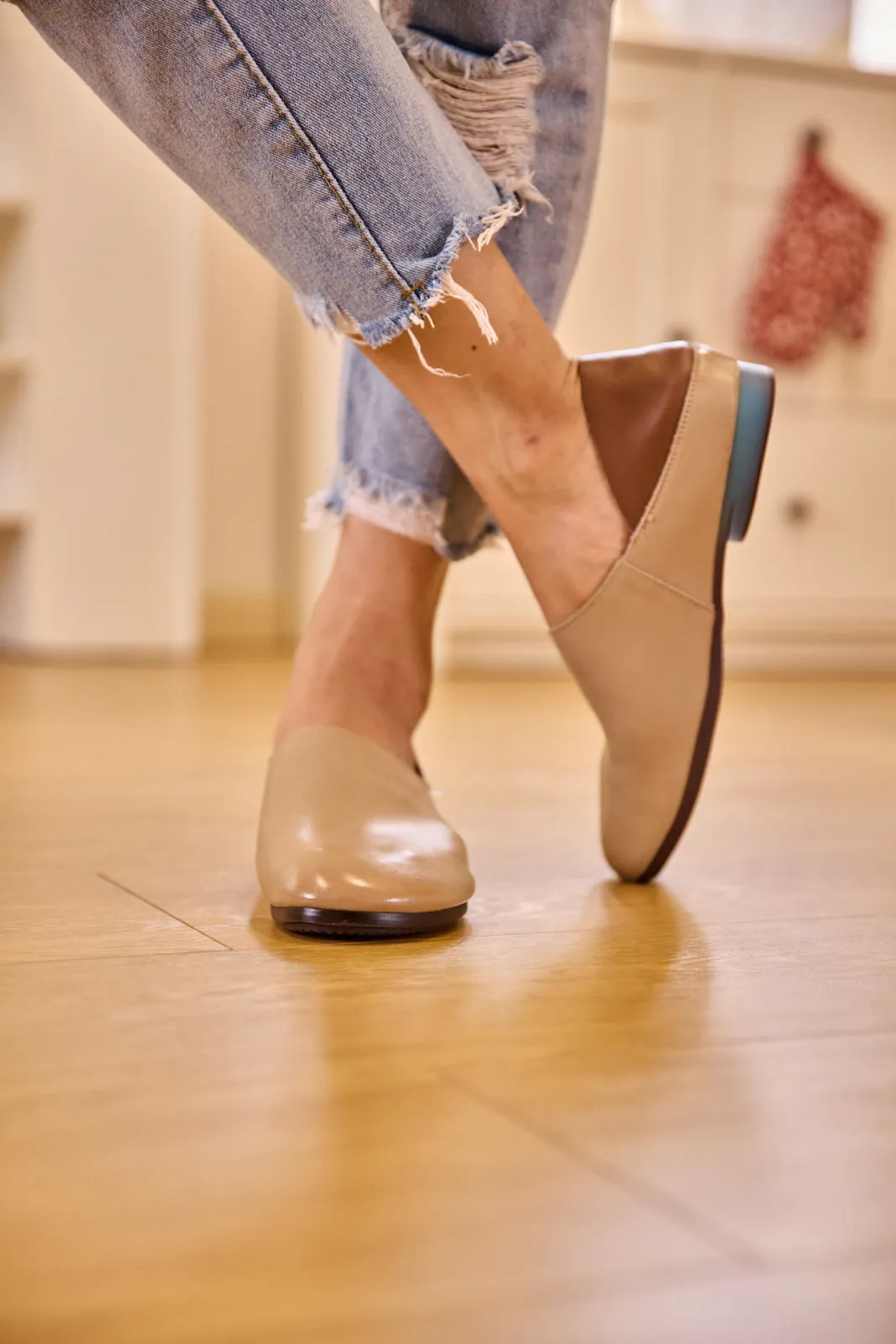 Rumour Has It | Livia Leather Flats - Taupe