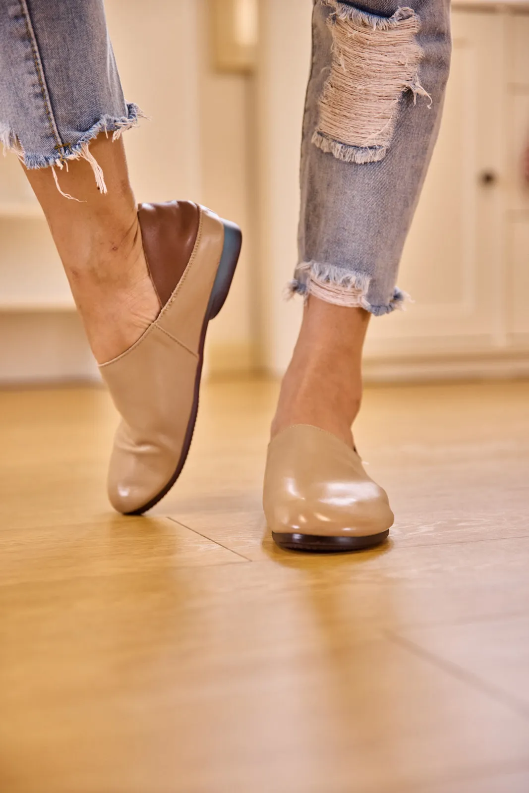 Rumour Has It | Livia Leather Flats - Taupe