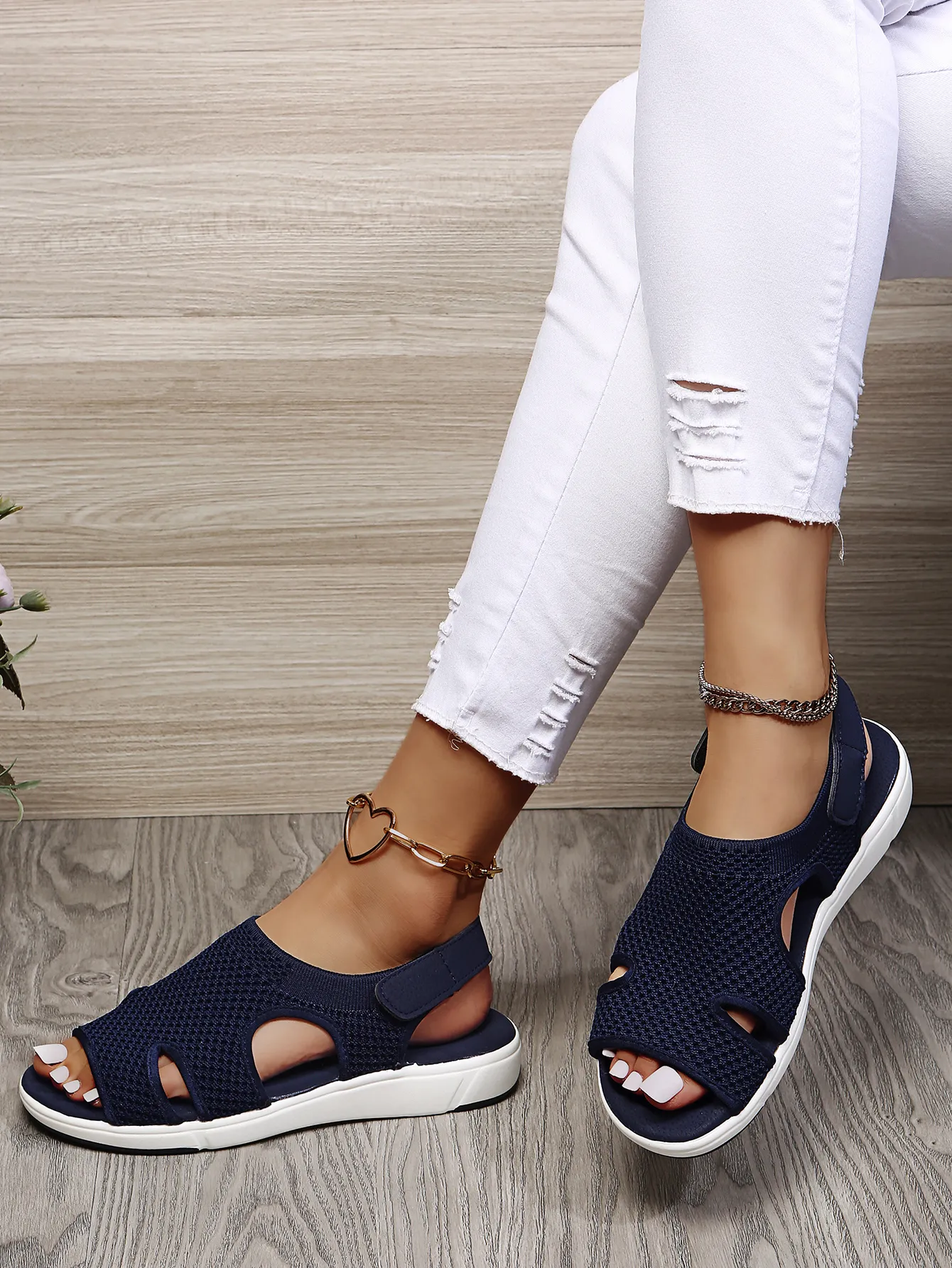 Vanccy - Women's Soft & Comfortable Sandals