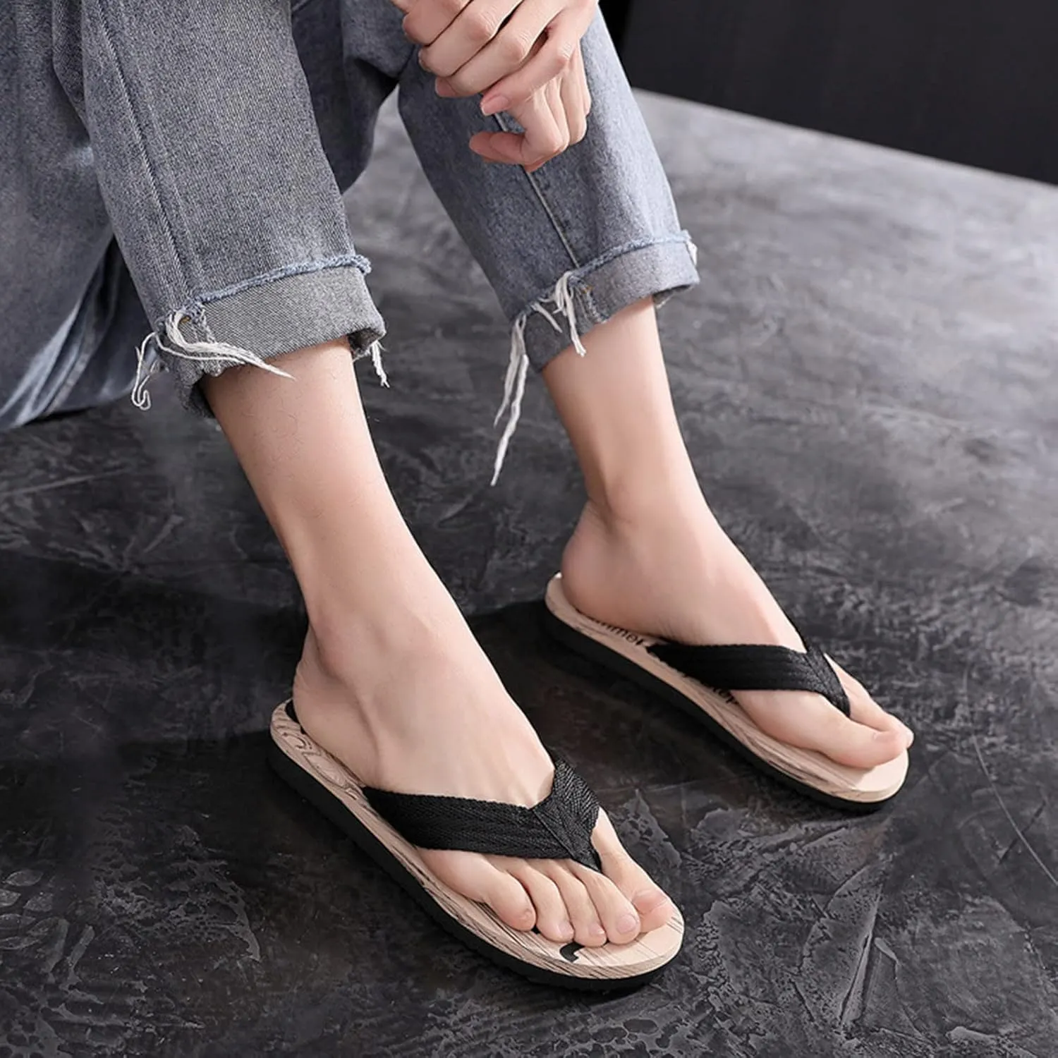 Vickyleb Flip Flops for Men Waterproof,Men's Flip Flops Slippers Slip Breathable Casual Beach Sandals