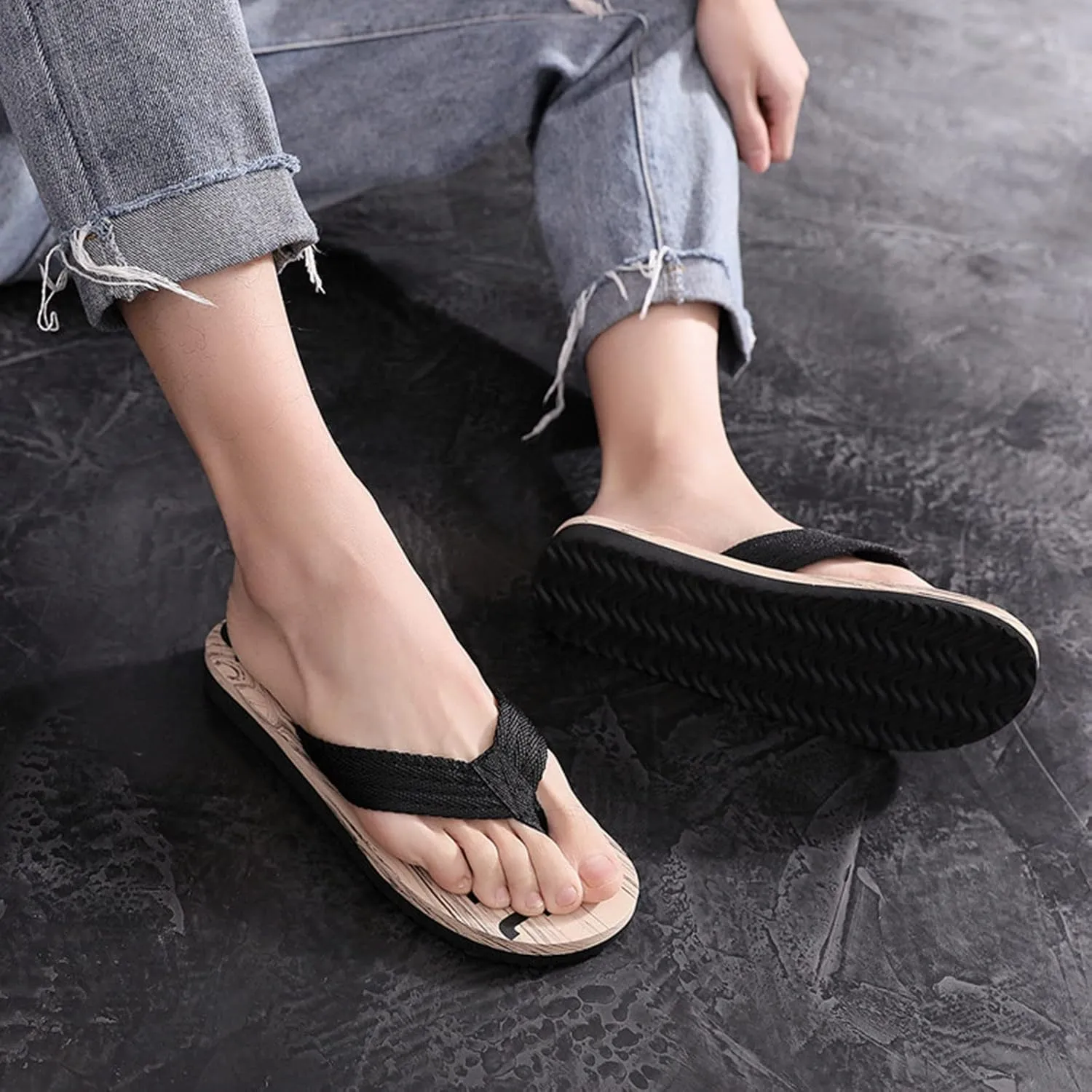 Vickyleb Flip Flops for Men Waterproof,Men's Flip Flops Slippers Slip Breathable Casual Beach Sandals