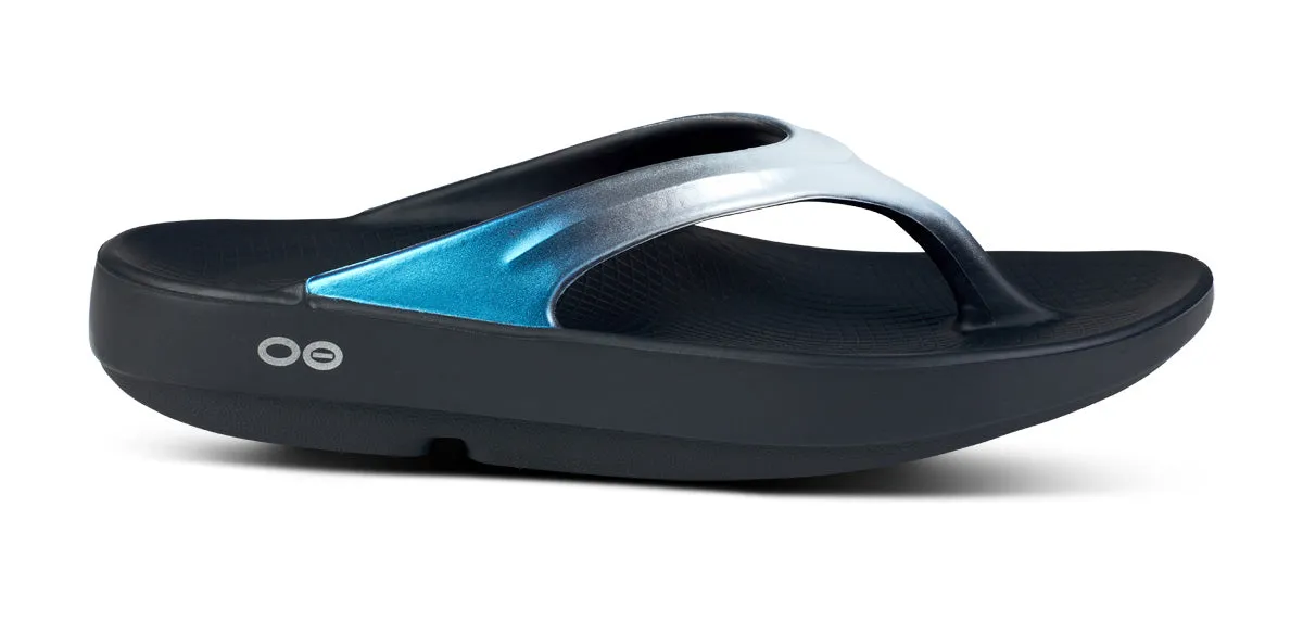 Women's OOlala Luxe Sandal - Frost