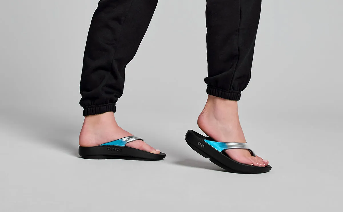 Women's OOlala Luxe Sandal - Frost