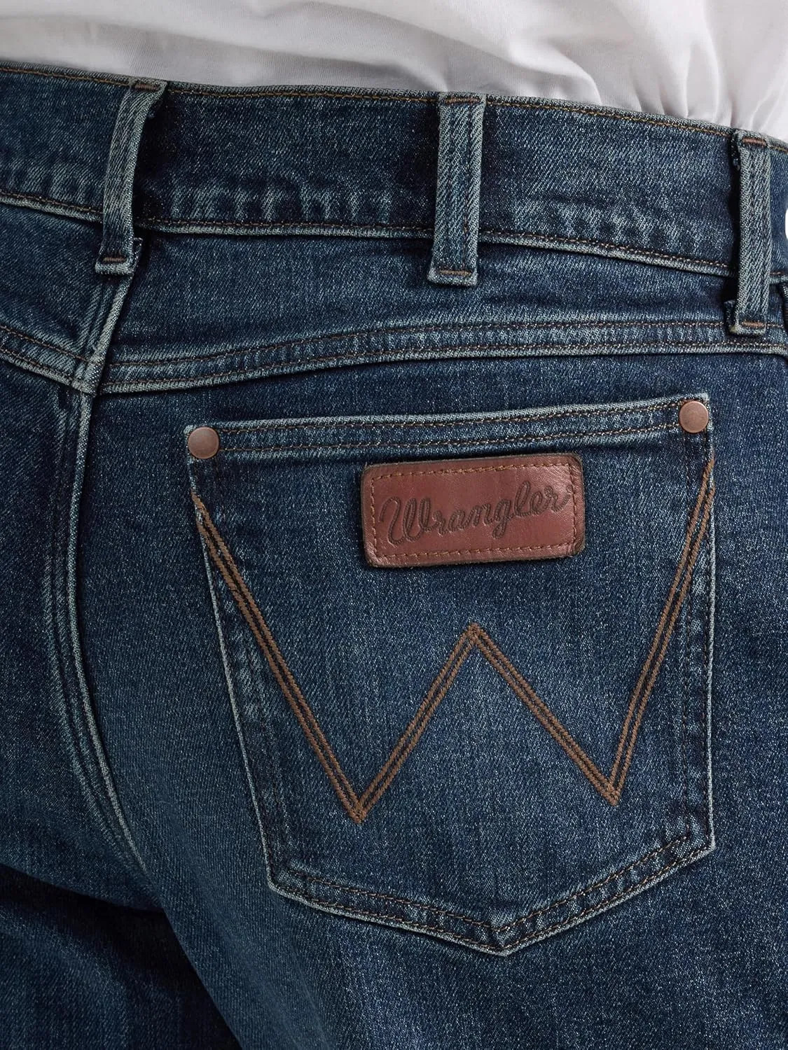 Wrangler Men's Retro Relaxed Fit Bootcut Jeans